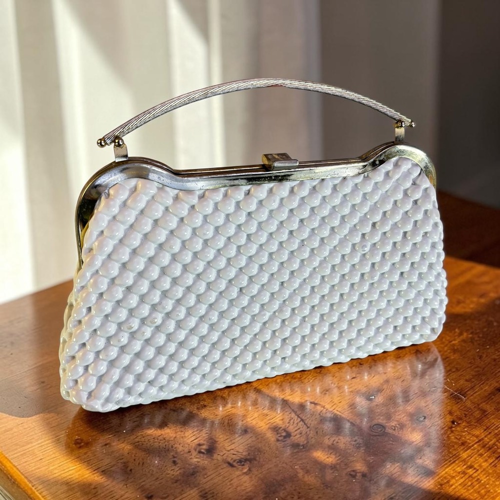 Vintage White Bubble Texture Clutch Bag Vinyl Retro Mod 50s 60s Hardside Purse